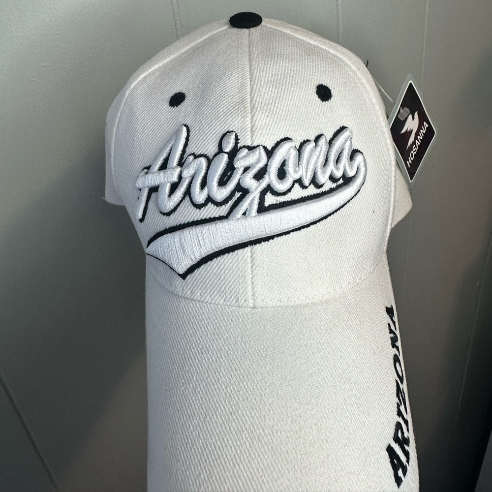 Hosanna White Arizona Cap NWT